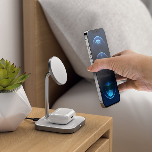 Satechi - 2-in-1 Magnetic Wireless Charging Stand
