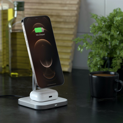 Satechi - 2-in-1 Magnetic Wireless Charging Stand