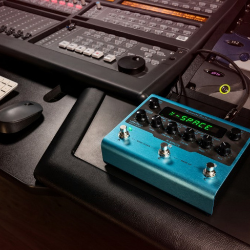 IK Multimedia - AmpliTube X-Gear Pedal X-Space