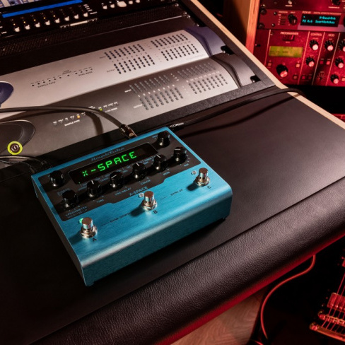 IK Multimedia - AmpliTube X-Gear Pedal X-Space