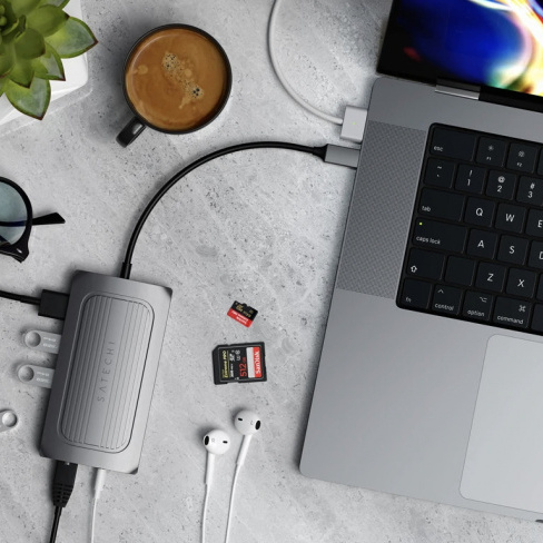 Satechi - USB4 Multiport Adapter with 8K HDMI (space grey)