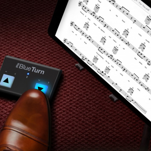 IK Multimedia - Pedaleira iRig BlueTurn