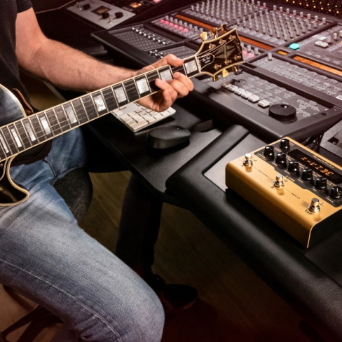 IK Multimedia - AmpliTube X-Gear Pedal X-Vibe