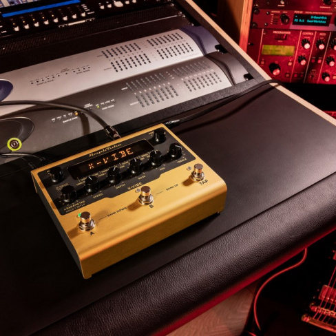 IK Multimedia - AmpliTube X-Gear Pedal X-Vibe