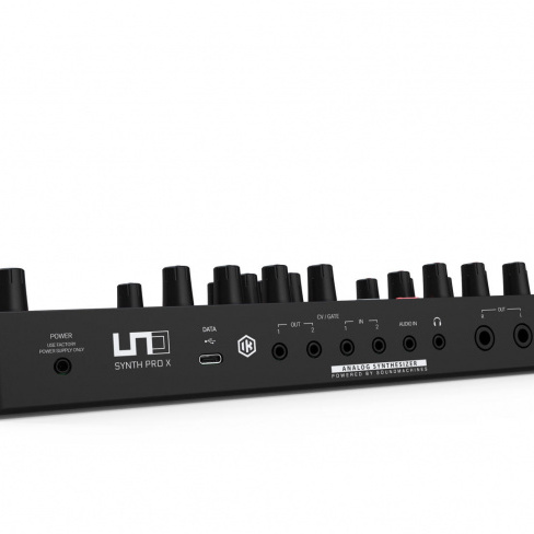 IK Multimedia - Sintetizador UNO Synth Pro X