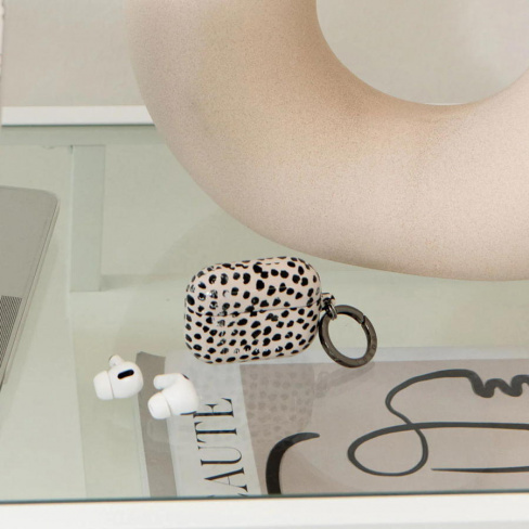 Burga - Bolsa para Airpods 4 (almond latte)