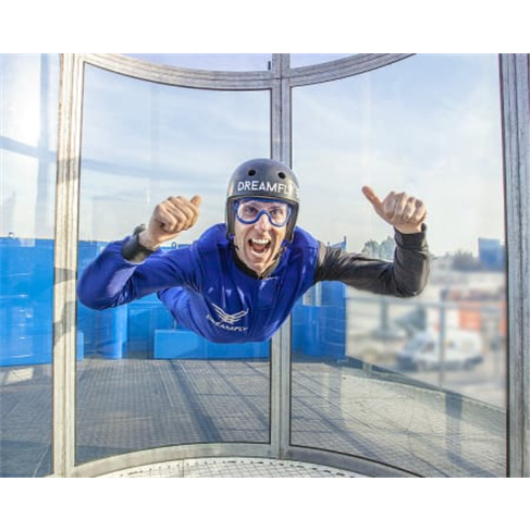 Voa em Túnel de Vento! DreamFly Skydiving Lisboa para Crianças + Vídeo Diári