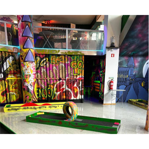 Mini Golfe Indoor | Minigolf Porto Bilhete de Adulto (+ 12 Anos) + Cocktail