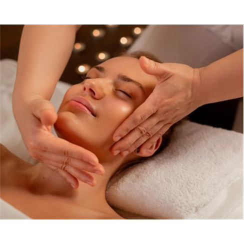 Massagem de Relaxamento no Rosto | D'ssence Health & Beauty - Alcochete