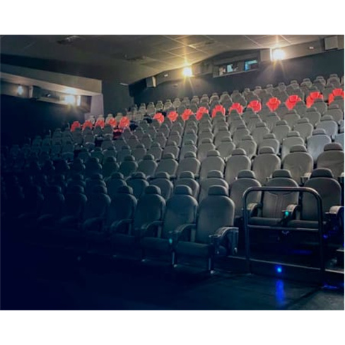 Cinemas UCI | 2 Bilhetes Cinema + 2 Pipocas Pequenas + 2 Bebidas