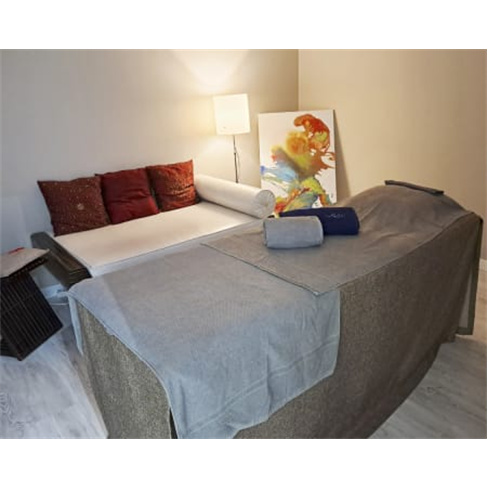 Massagem com Óleo de Vela Aromática no Acqua Lisboa City Spa, Templo dos Deuse