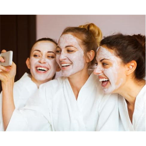 Spa de Pés e Rosto + Massagem em Setúbal | Amigas 2 Pessoas