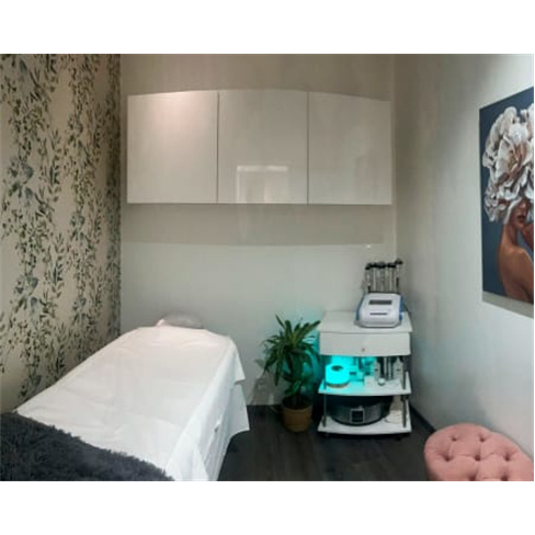 Massagem Relaxante com Velas Quentes - Vanessa Carvalho