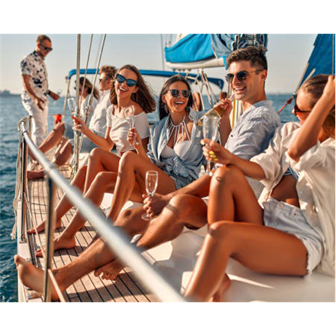 Passeio de barco no Rio Tejo até 3 horas | Descubra a SailEx Nautica | Meio-dia