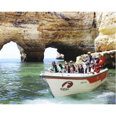 Passeio de Barco no Algarve pelas Grutas de Benagil | Aurora Boat Trips Passeio