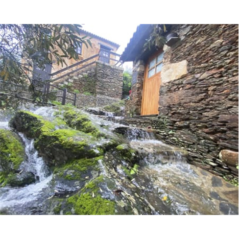 Casinha de Pedra - Penacova | Turismo Rural em Casa de Pedra em Frente ao Rio Al