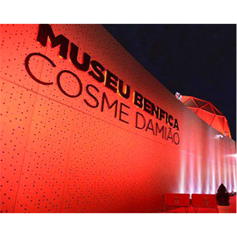 SL BENFICA | Visita Estádio & Museu by Night + Bilhete FamílianCaracteres: 57