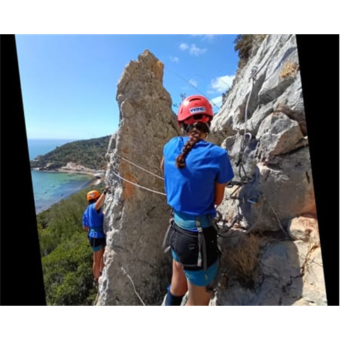 Aventura na Arrábida! Circuito Via Ferrata pela Serra | Wind - Centro de Activi