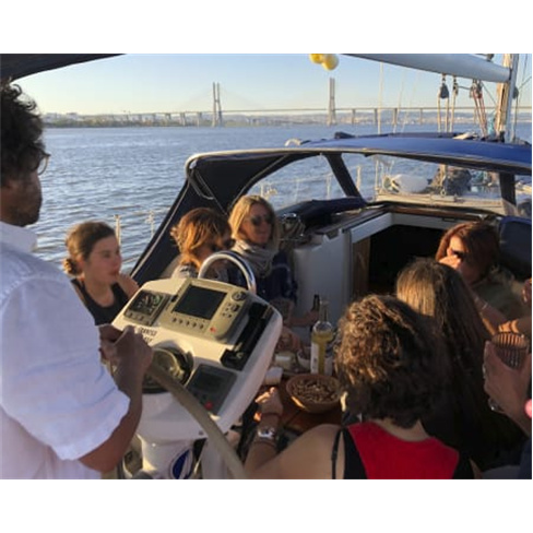 Passeio de Barco Privado no Rio Tejo | Até 10 Pessoas | GiraVela Eco Sailing Pa