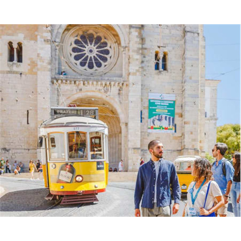 Passeio a Pé Privado + Vinho Verde e Pastel de Nata | Inside Lisbon | Lisboa