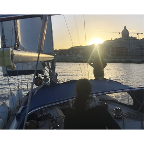 Passeio de Barco Privado no Rio Tejo | Até 10 Pessoas | GiraVela Eco Sailing Pa