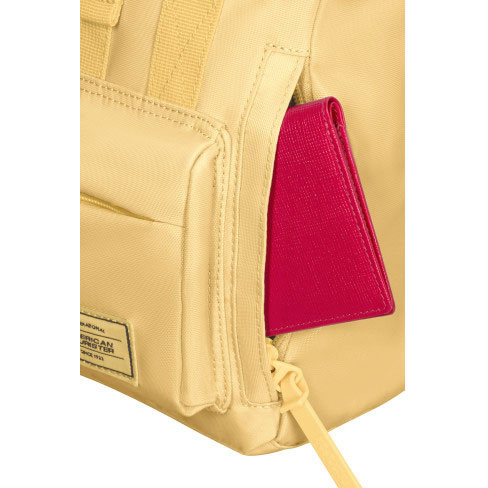 Mochila City Mini Urban Groove Amarelo Pastel