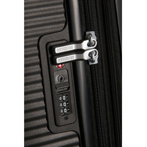 Mala de viagem média Soundbox 67cm 4 rodas expansível Preto