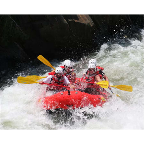 Aventura à Escolha | Slide + Rapel + Salto Pendular | Ruta Aventura Rafting Mel