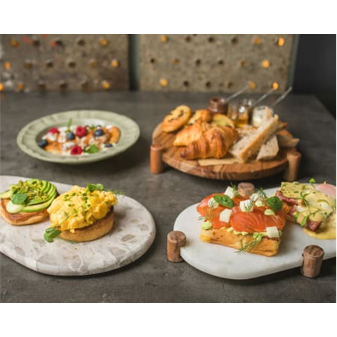 Vitória Stone Hotel 4* - Évora | Estadia Romântica no Centro da Cidade 1 Noit