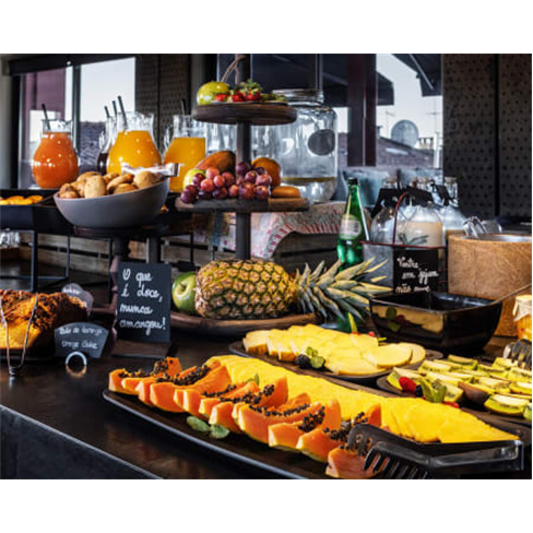 Vitória Stone Hotel 4* - Évora | Estadia Romântica no Centro da Cidade 1 Noit