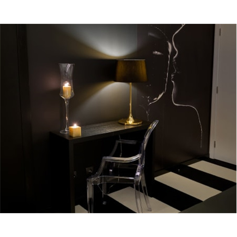 Vinyl M Hotel - Aveiro | Estadia com Banheira de Hidromassagem 1 Noite