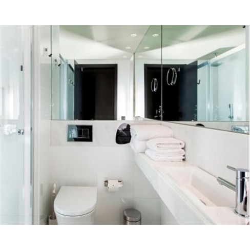 Vitória Stone Hotel 4* - Évora | Estadia Romântica no Centro da Cidade 1 Noit