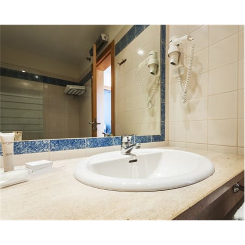 Hotel EXE Wellington 4* - Figueira da Foz | Estadia Junto ao Mar 1 Noite
