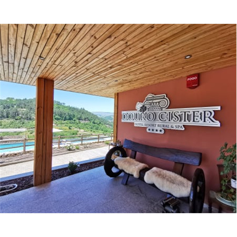 Douro Cister Hotel Resort 4* - Douro | Estadia & Spa em Quarto Duplo 1 Noite + A