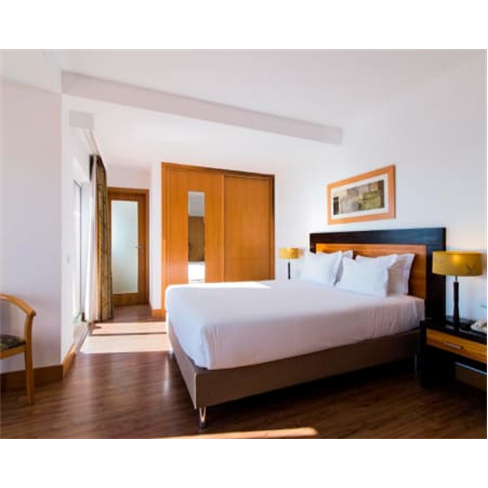 Hotel Quarteirasol 4* - Praia de Quarteira | Estadia Romântica em Quarto Duplo