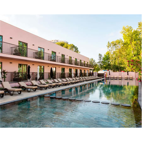 Vila Galé Collection Tomar 4* | Escapadinha Romântica com Spa em Frente ao Rio