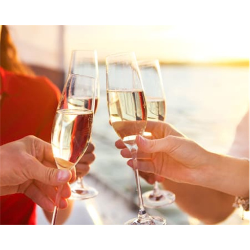 Passeio de Veleiro no Rio Tejo - 2 Horas | Daily ou Sunset + Welcome Drink | BYX