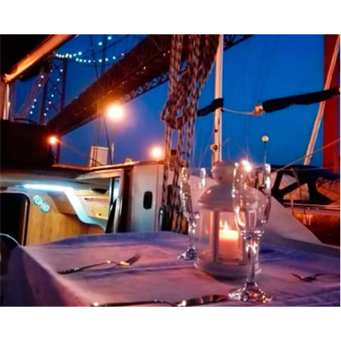 Passeio de Veleiro no Rio Tejo - 2 Horas | Daily ou Sunset + Welcome Drink | BYX