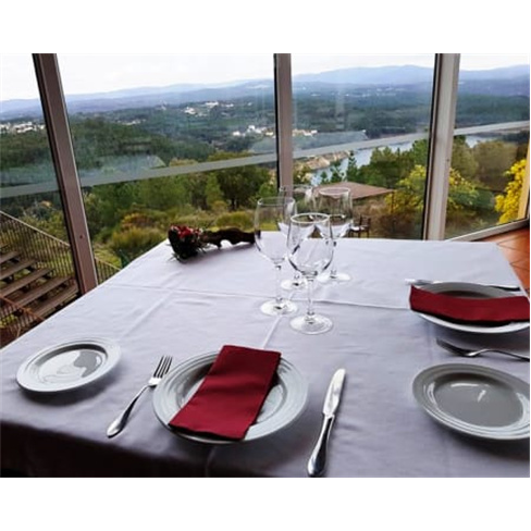 Pratos Tradicionais & Sobremesa para Dois com Vista Rio | Restaurante Sabores da