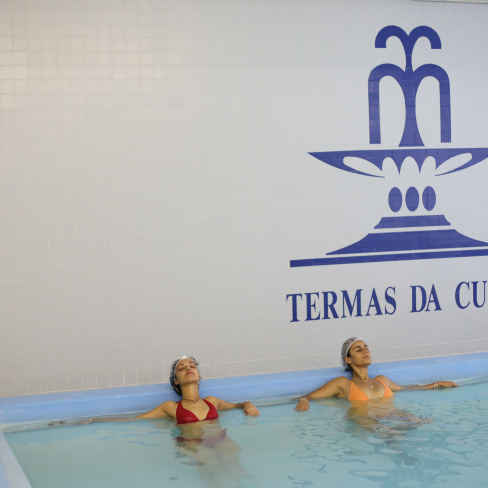 1 Adulto - Piscina Termal Duche Escocês Pressoterapia com Massagem Drenagem
