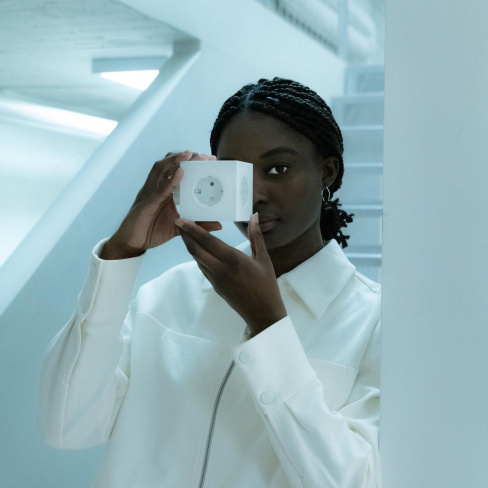 AVOLT - Carregador AC Square 2 (opal white)