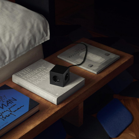 AVOLT - Carregador AC Square 1 (1.8m stockholm black)