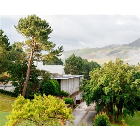 Ponte de Lima | Escapadinha Romântica com Piscina Interior e Pequeno-almoço