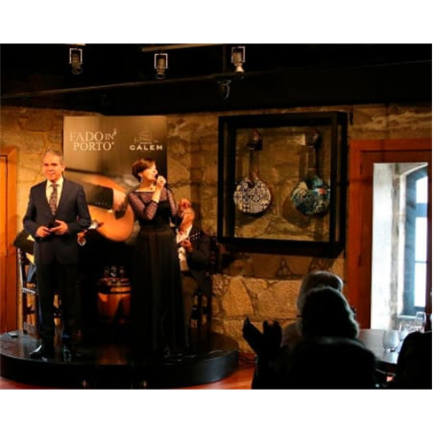 Descobre os Sabores e Sons de Gaia: Caves, Vinhos e Fado ao Vivo