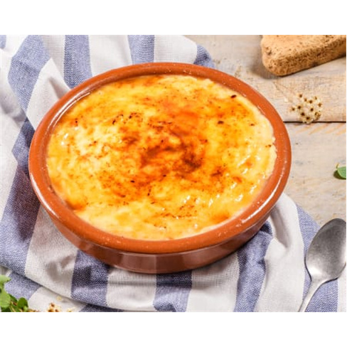 Jantar Tradicional com Sangria & Fado ao Vivo em Alfama para Dois | Estaca Zero