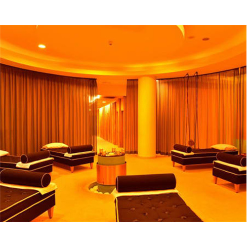 Luxo no Magic Spa Pestana | Circuito & Massagem Holística | 1 Pessoa