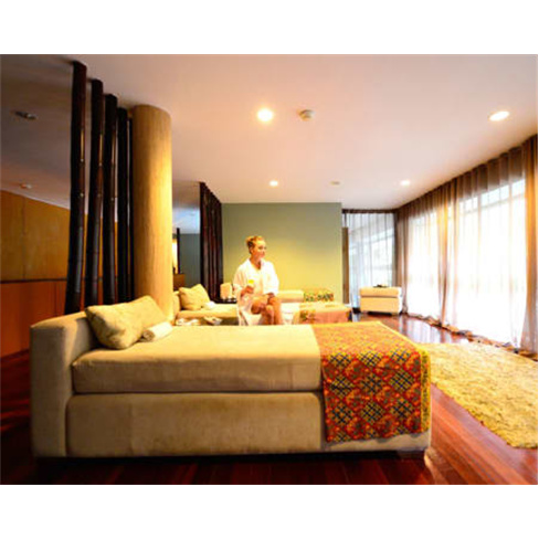 Luxo no Magic Spa Pestana | Circuito & Massagem Holística | 1 Pessoa