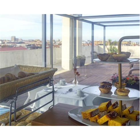 Hotel Torre Mar - Póvoa de Varzim	| Estadia Romântica Junto à Praia 1 Noite