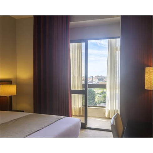 Hotel Torre Mar - Póvoa de Varzim	| Estadia Romântica Junto à Praia 1 Noite