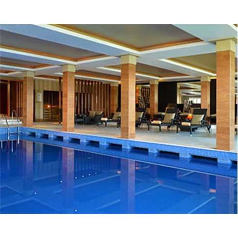 Luxo no Magic Spa Pestana | Circuito & Massagem Holística | 1 Pessoa